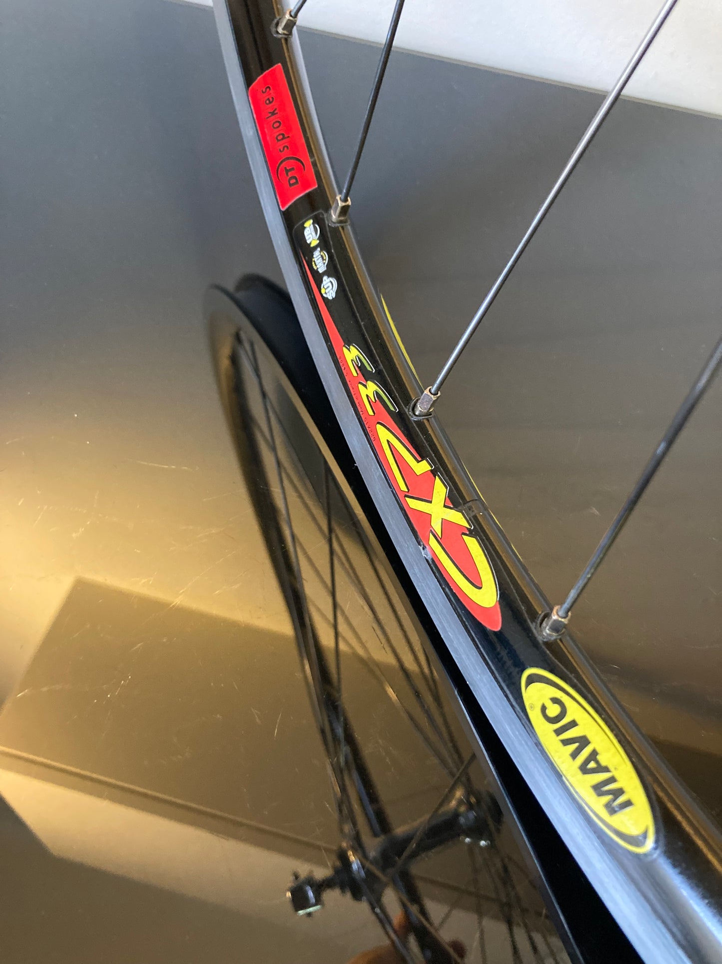 Ruote Campagnolo Record 9-10-11, Mavic CXP33. Per copertoncino.
