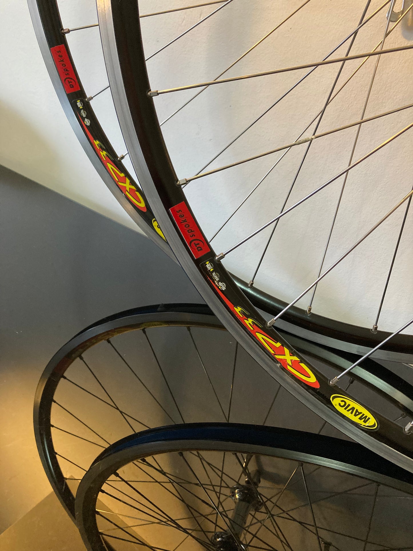 Ruote Campagnolo Record 9-10-11, Mavic CXP33. Per copertoncino.