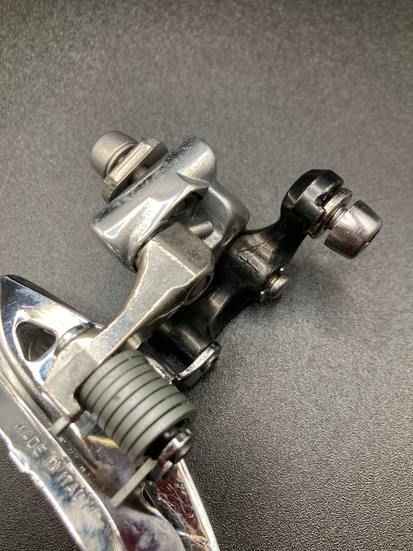 Deragliatore anteriore Campagnolo Mirage. Per doppia.