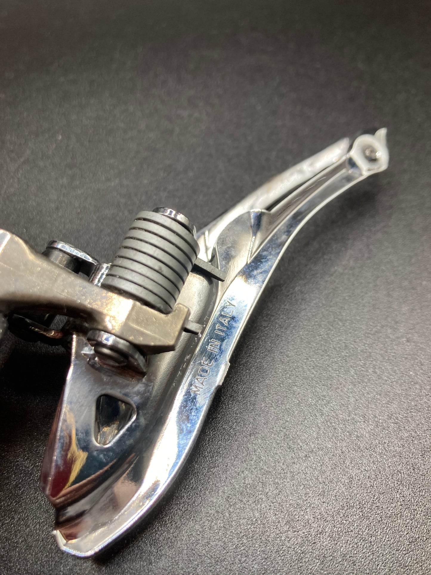 Deragliatore anteriore Campagnolo Mirage. Per doppia.