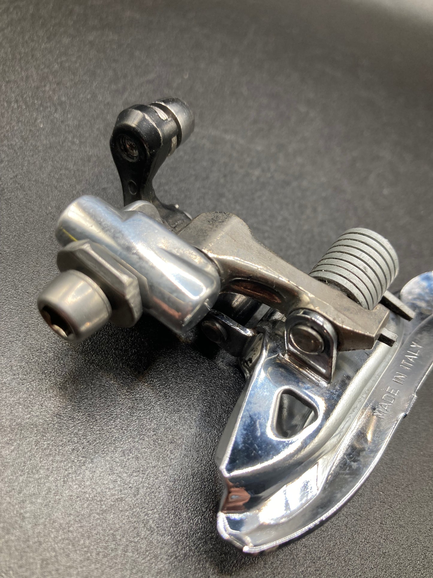 Deragliatore anteriore Campagnolo Mirage. Per doppia.