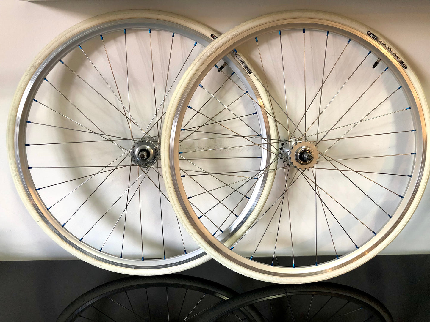 Set ruote Fixed Single- Speed. Mozzi Miche Primato, posteriore Flip-Flop.