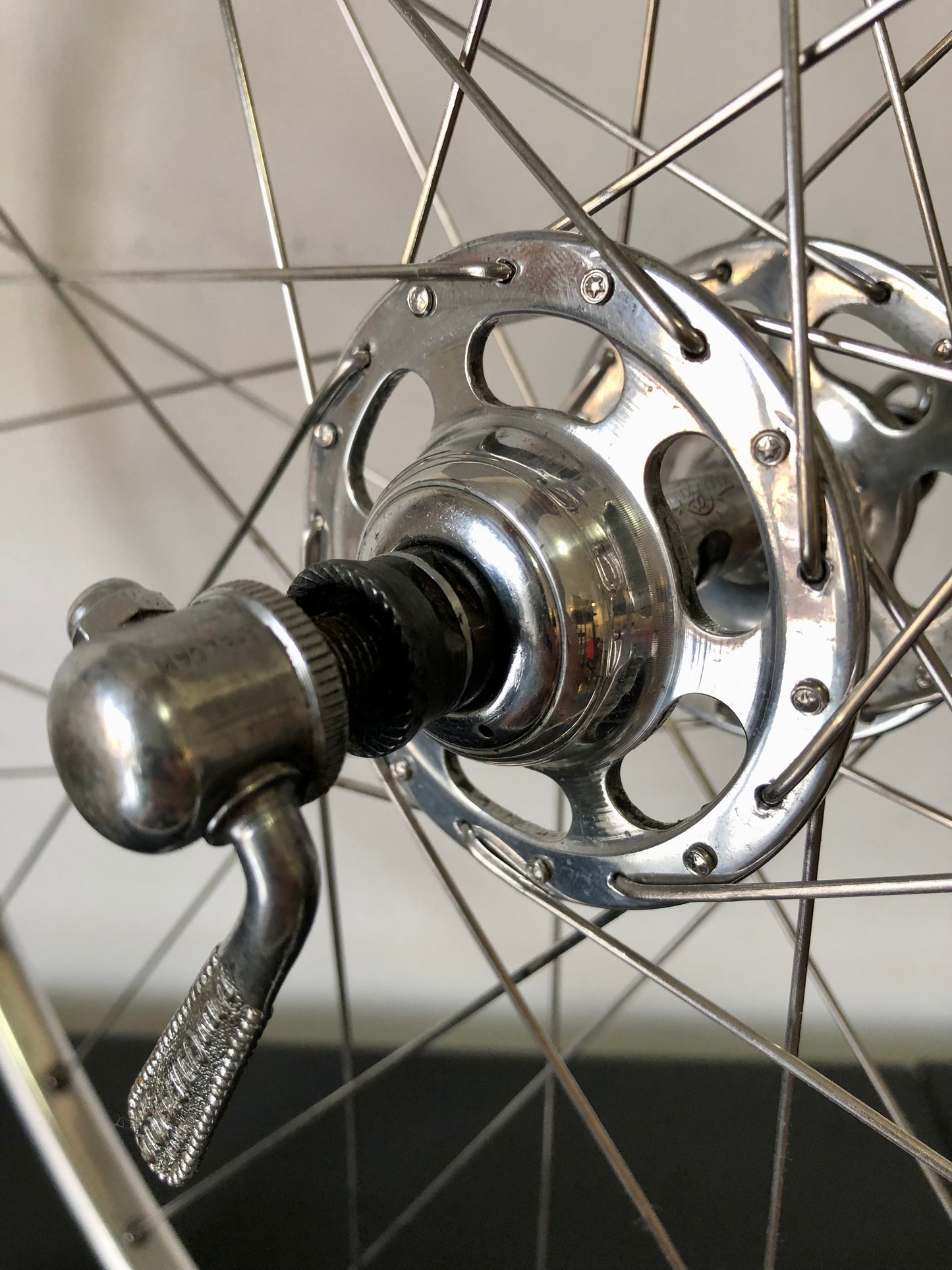 Ruote Campagnolo Record 1035, flangia alta, con cerchi Fiamme Sprint.