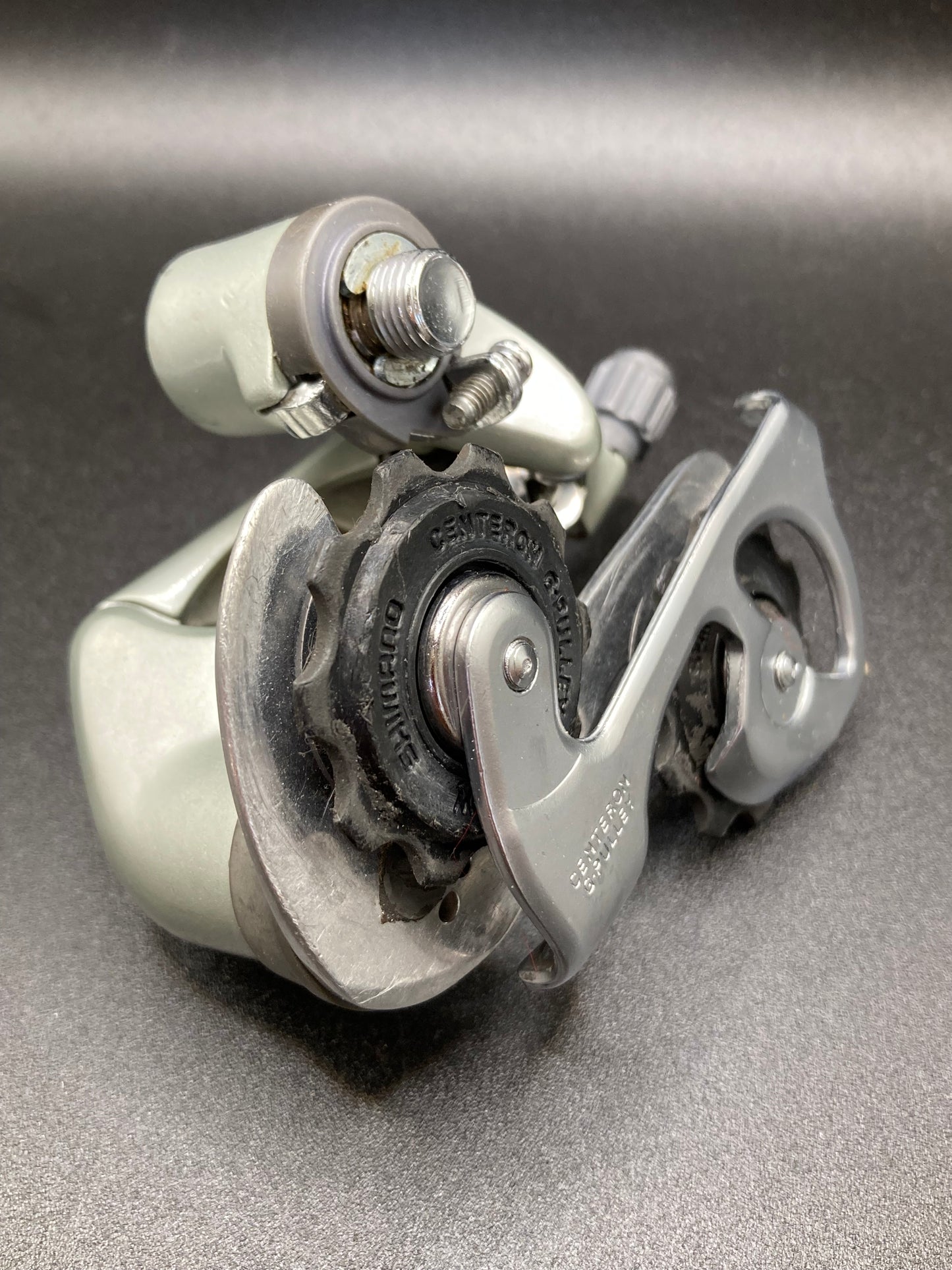 Shimano 105 RD-1056 rear derailleur. Rear derailleur