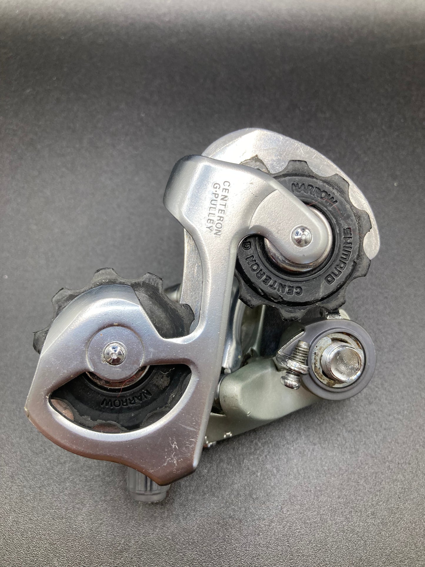 Shimano 105 RD-1056 rear derailleur. Rear derailleur