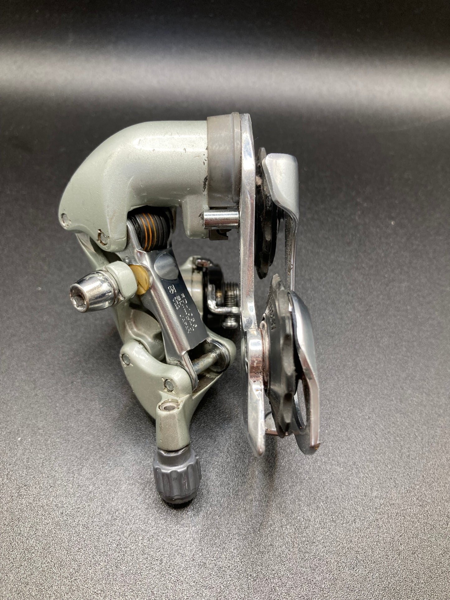 Shimano 105 RD-1056 rear derailleur. Rear derailleur