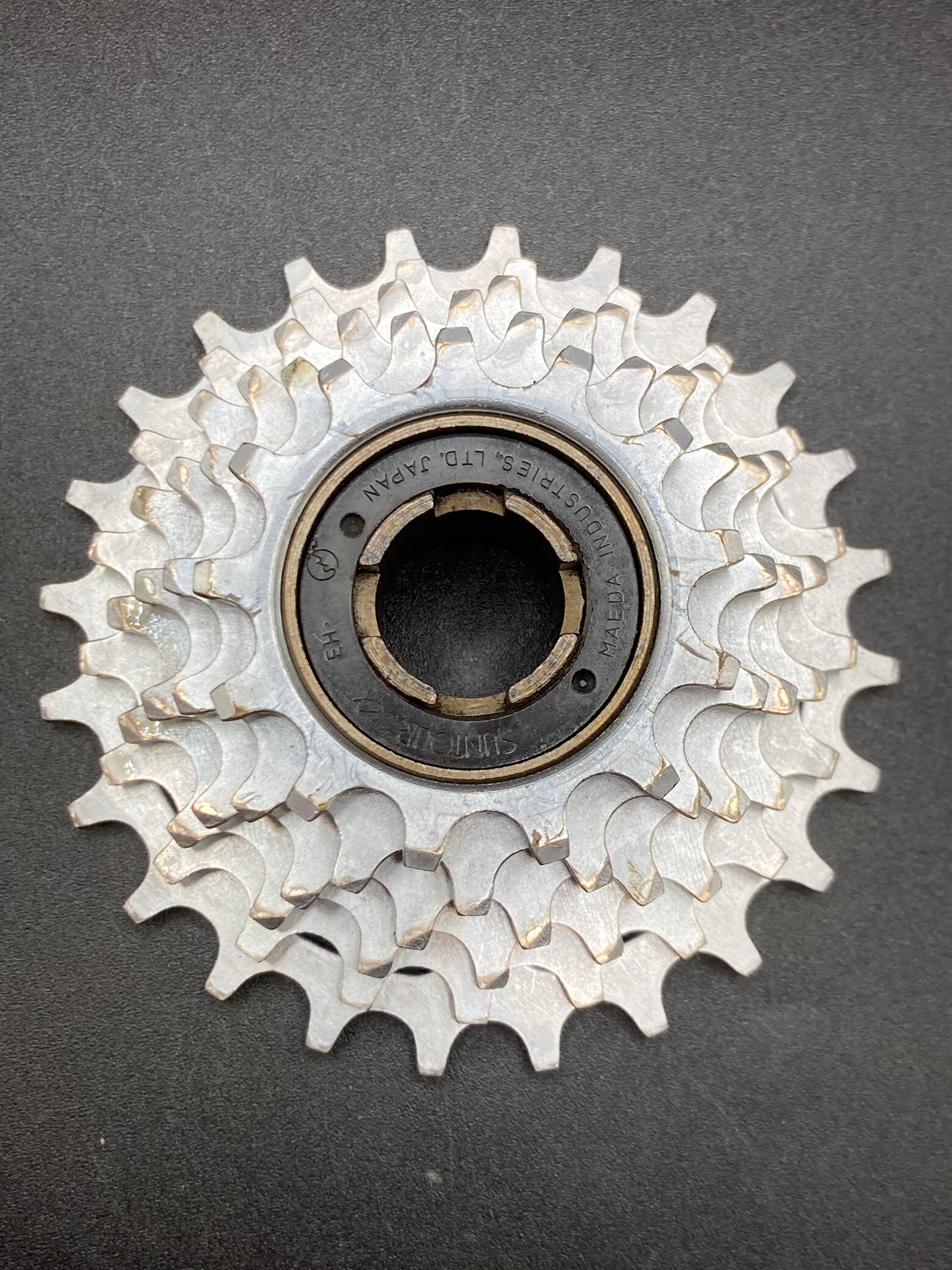Ruota libera SunTour 6v 13-24. Made in Japan.