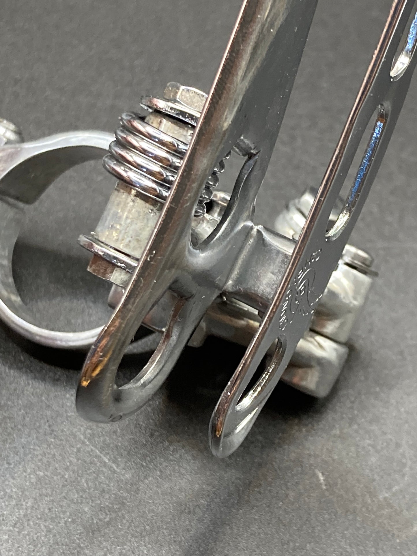 Deragliatore anteriore Campagnolo Nuovo Record 4 fori. Mod. 0104007, del 1978.