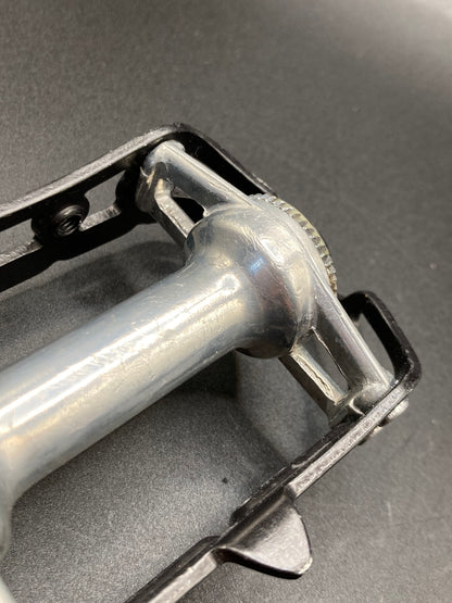 Pedali Campagnolo Record mod. 1037/A.