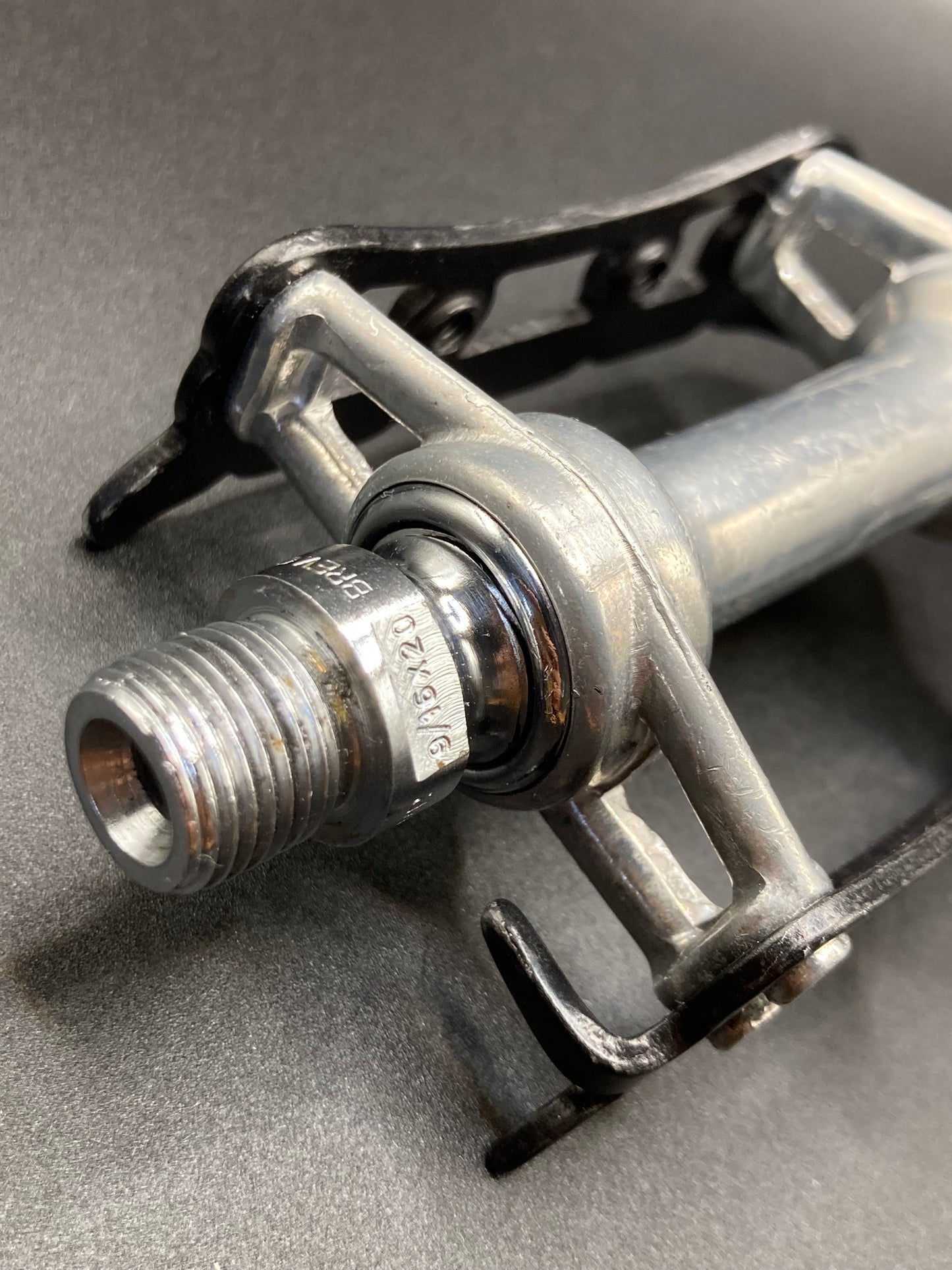Pedali Campagnolo Record mod. 1037/A.