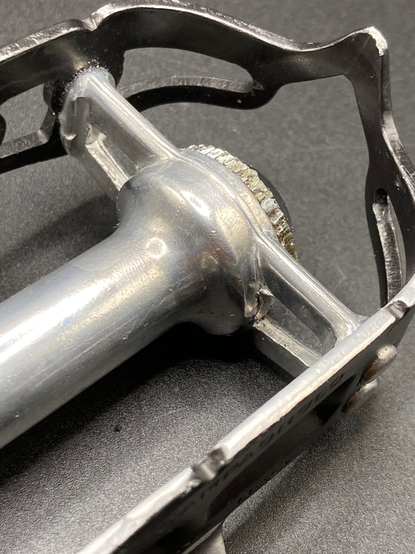 Pedali Campagnolo Record mod. 1037/A.