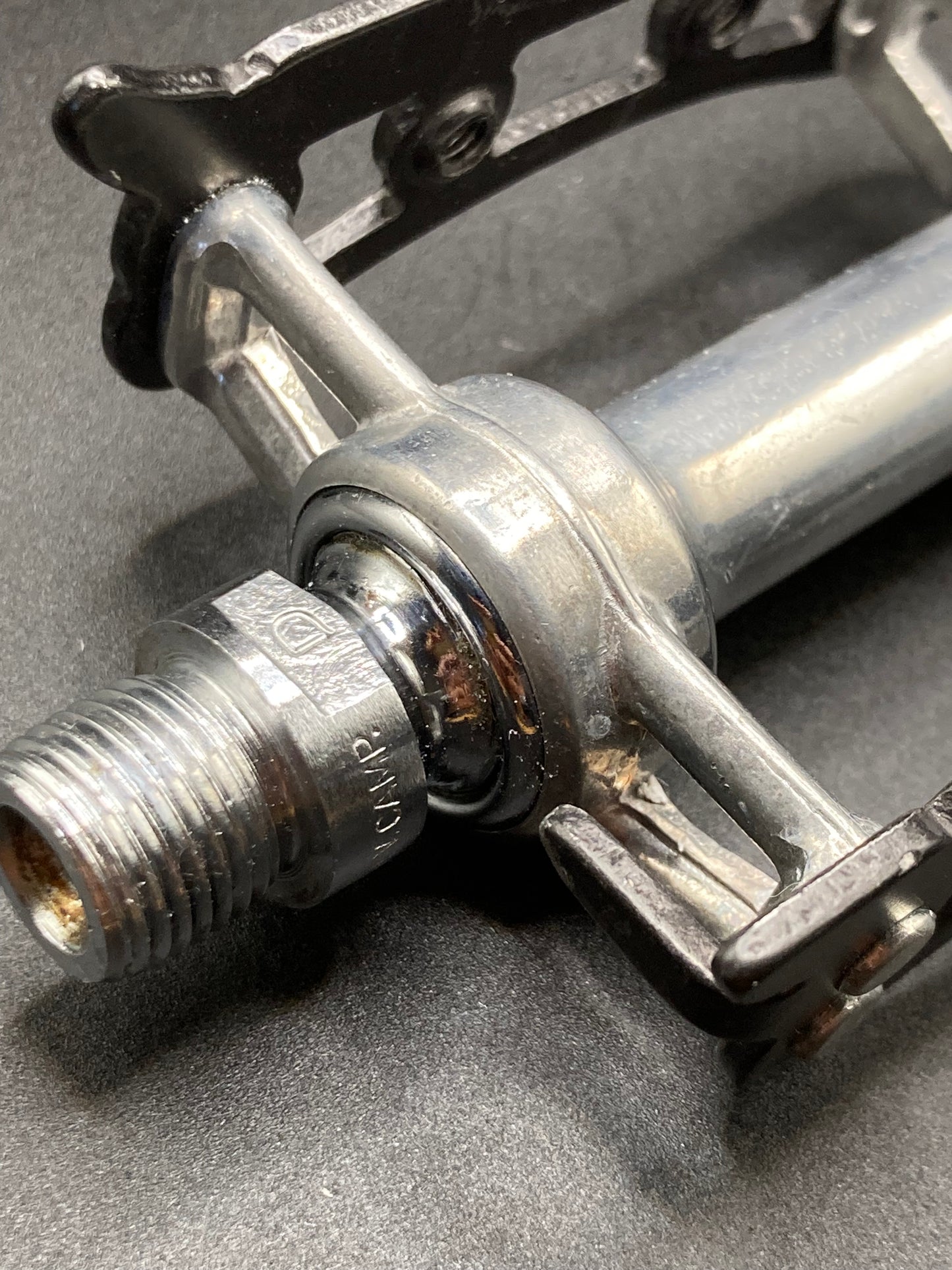 Pedali Campagnolo Record mod. 1037/A.