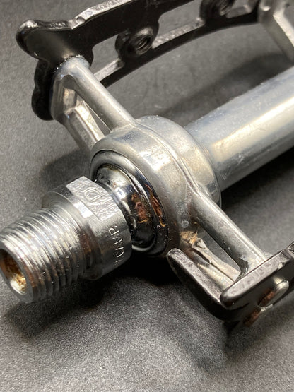 Pedali Campagnolo Record mod. 1037/A.