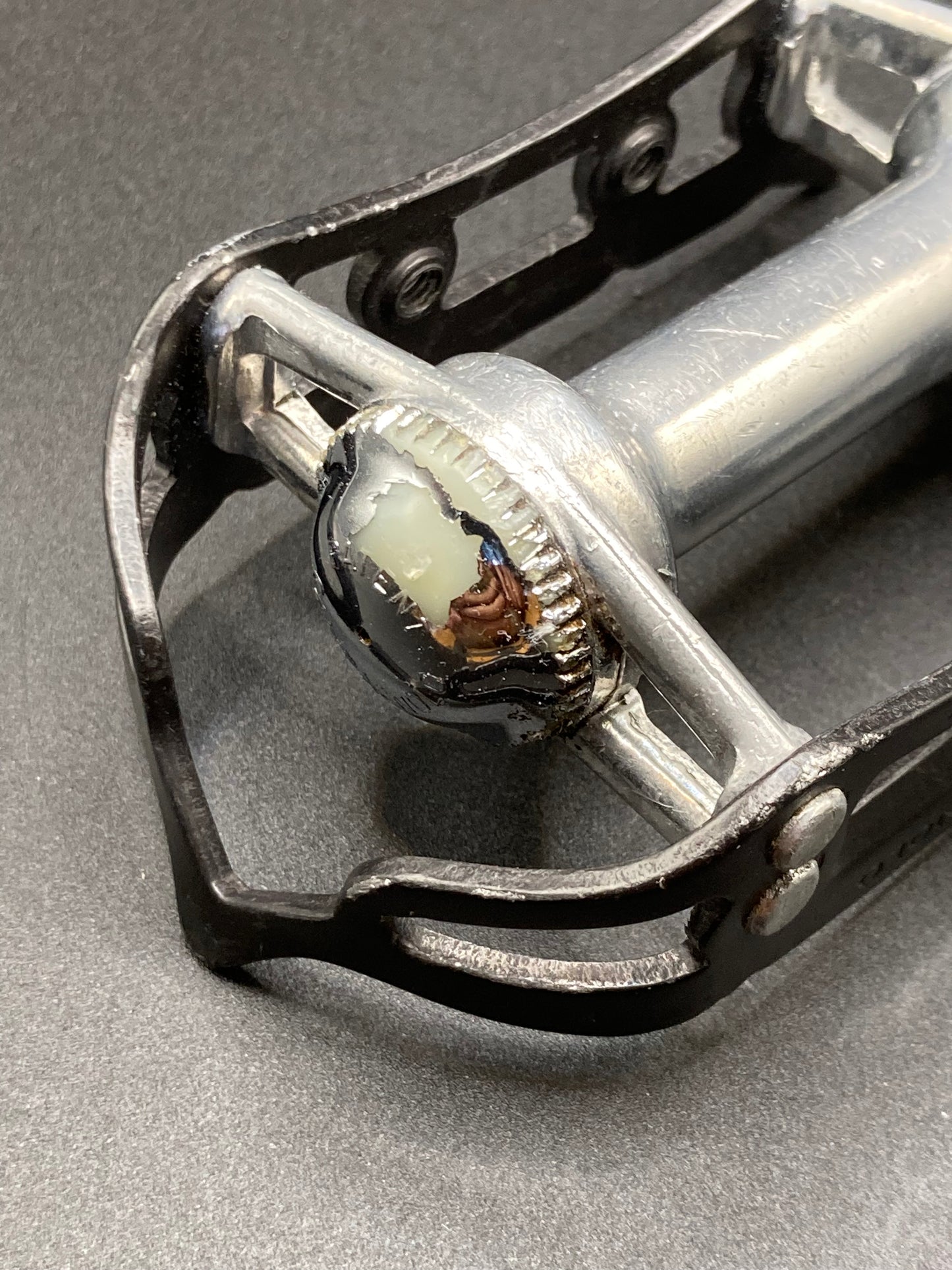 Pedali Campagnolo Record mod. 1037/A.