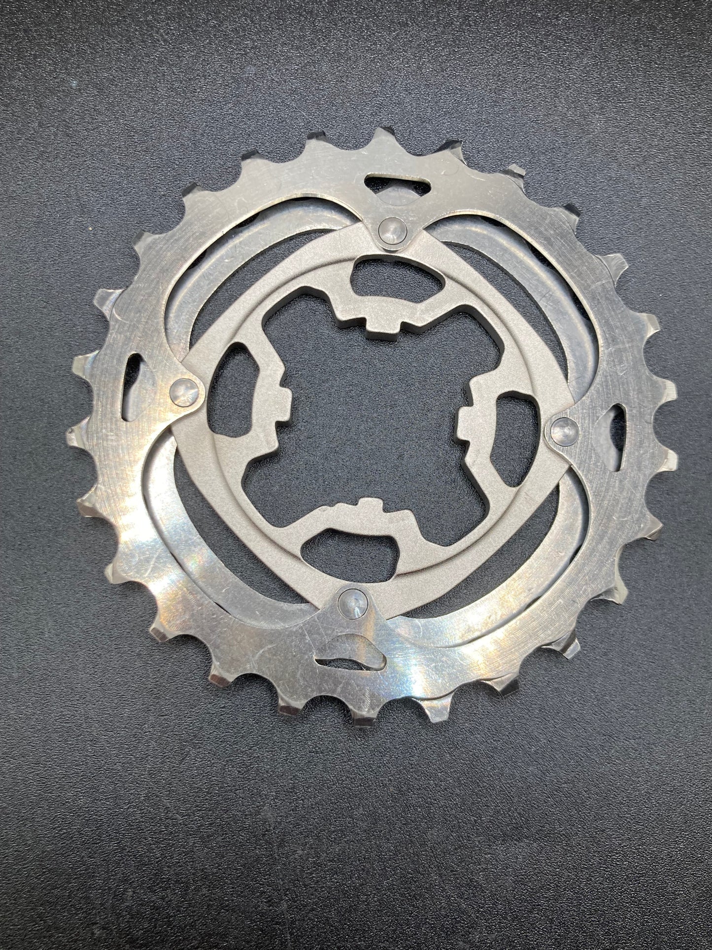 Cassetta Campagnolo Record 10s Titanium. 13-24
