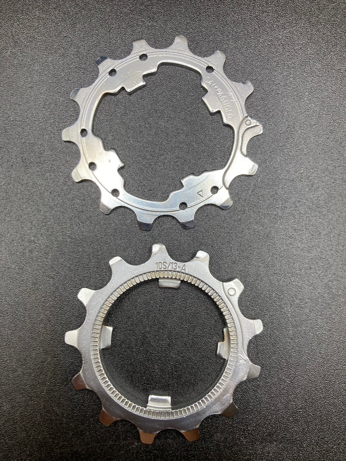 Cassetta Campagnolo Record 10s Titanium. 13-24
