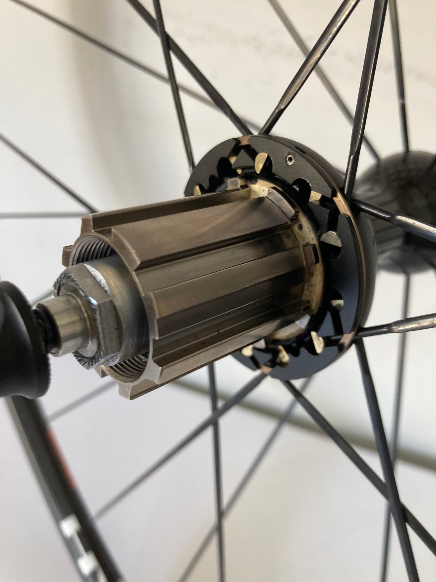 Ruota posteriore Campagnolo Hyperon Ultra, in fibra di carbonio. Per tubolare.