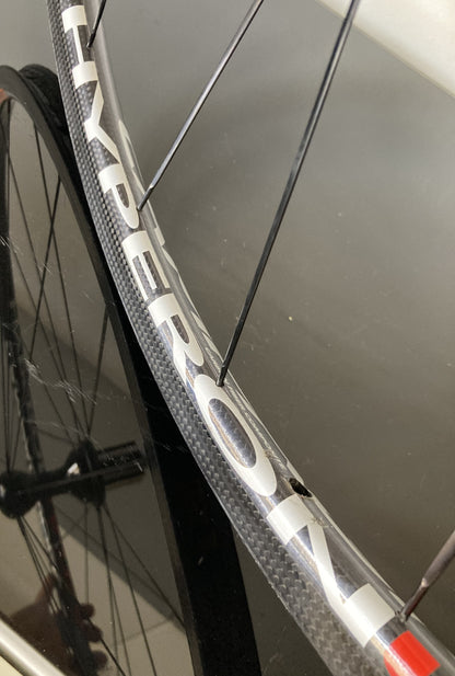 Ruota posteriore Campagnolo Hyperon Ultra, in fibra di carbonio. Per tubolare.