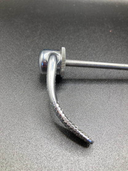 Sgancio rapido Campagnolo Record curvato. Tipo Pista.