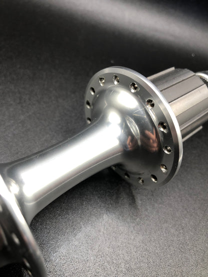 Mozzi Shimano Dura-Ace 7700 32 fori. 8/9/10v.