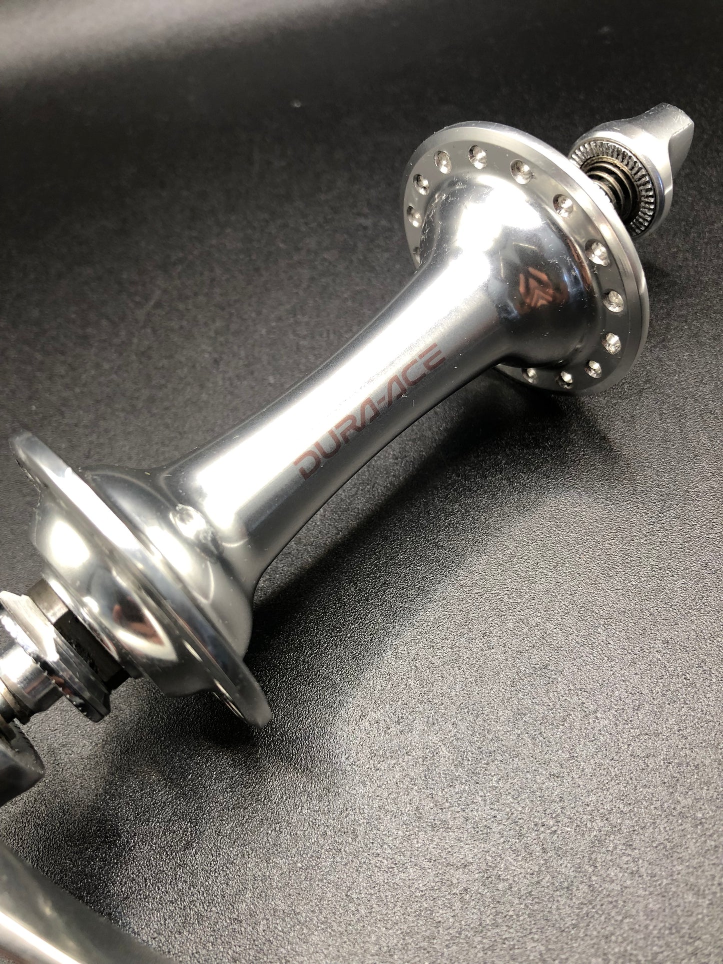 Mozzi Shimano Dura-Ace 7700 32 fori. 8/9/10v.