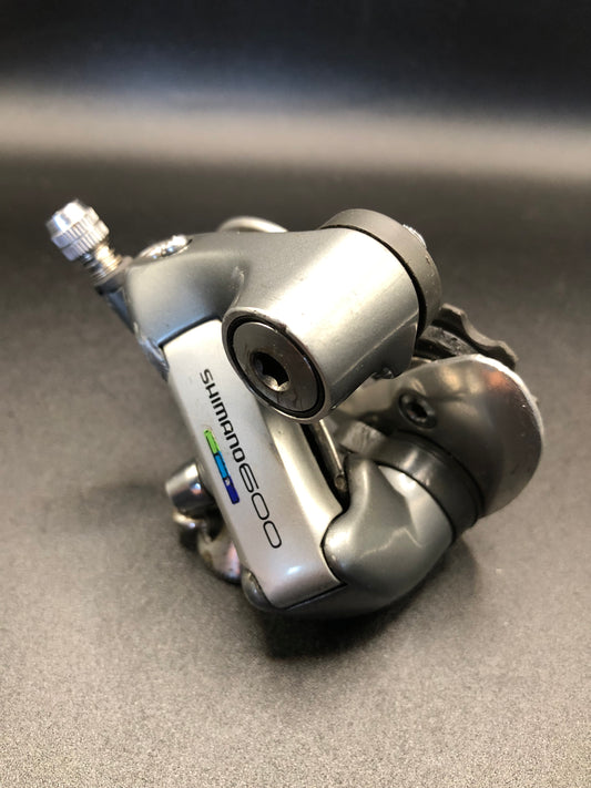 Cambio Shimano 600 Tricolore. FD-6400. 7-8v.