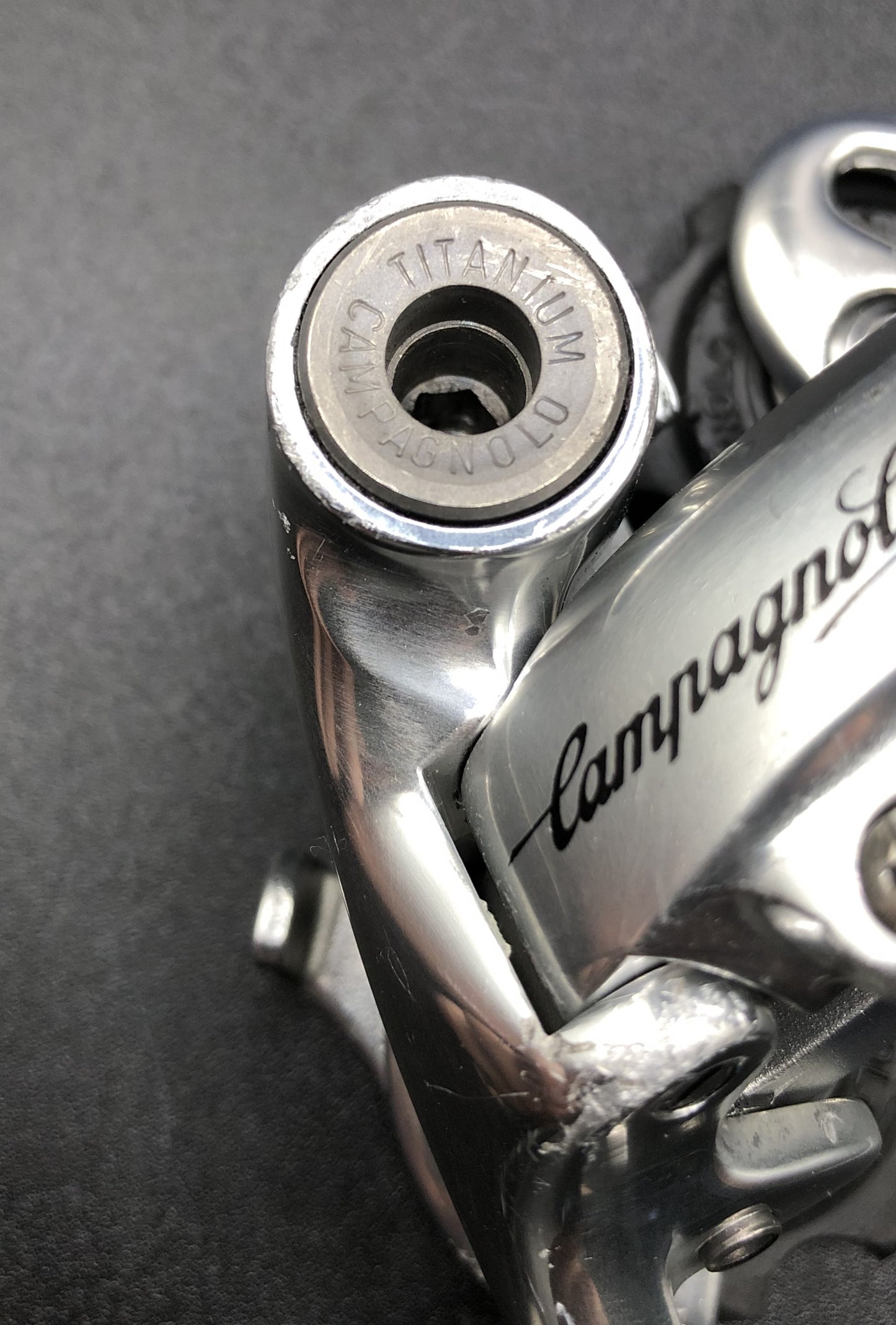 Cambio posteriore Campagnolo Record Titanium 9v.