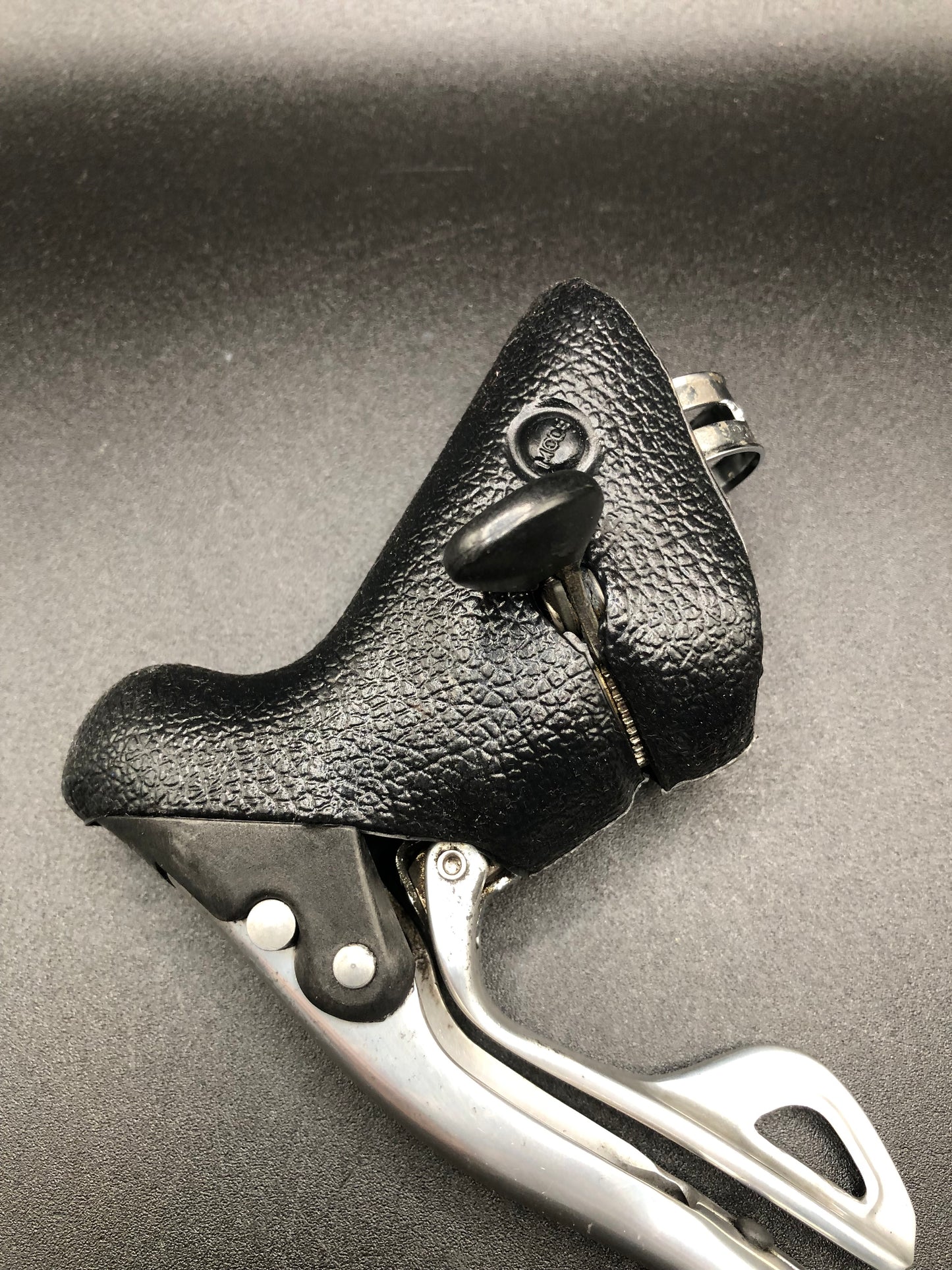 Comandi Ergopower Campagnolo Record 9v. 1998; Carbon BB-System