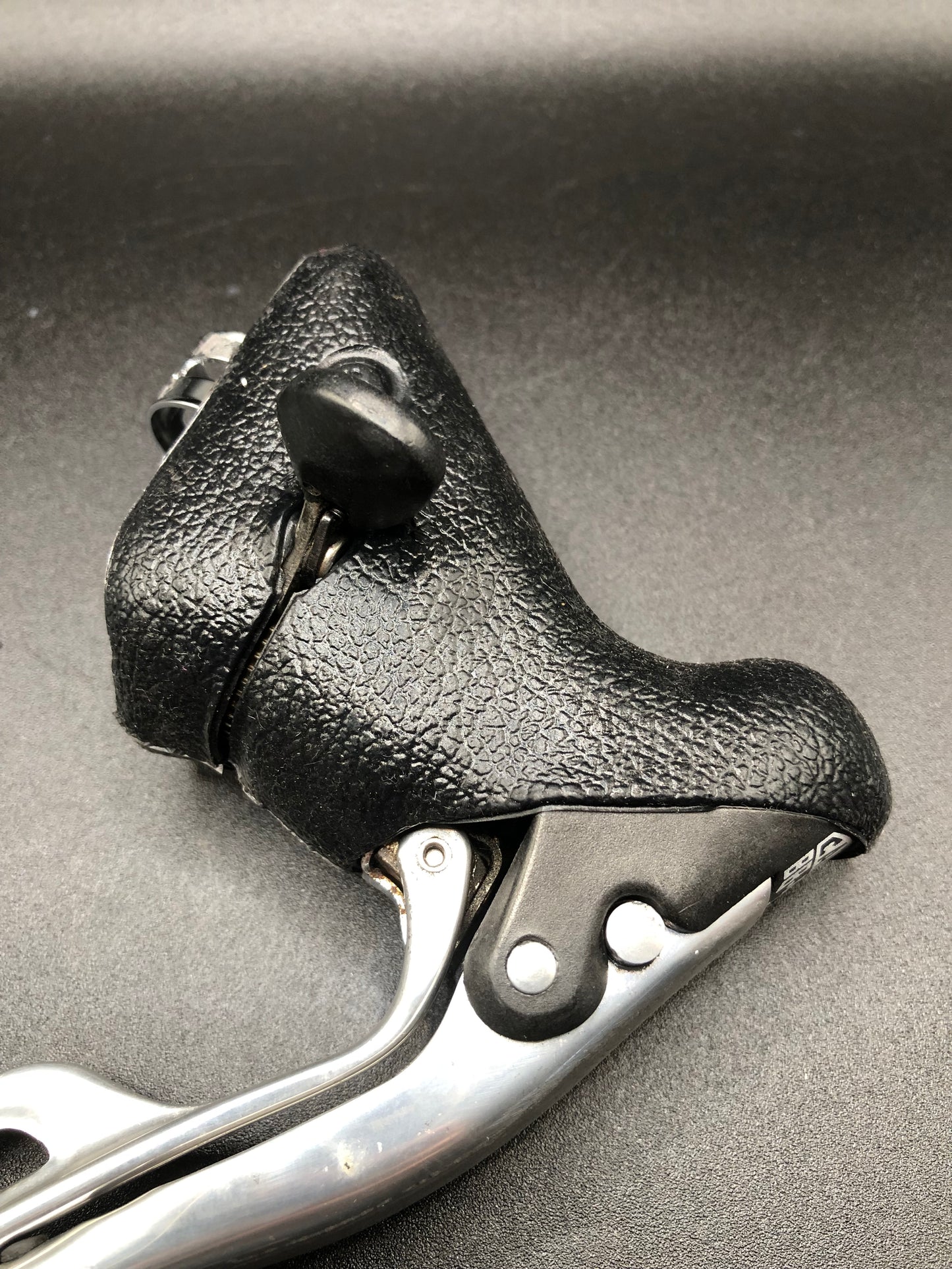 Comandi Ergopower Campagnolo Record 9v. 1998; Carbon BB-System
