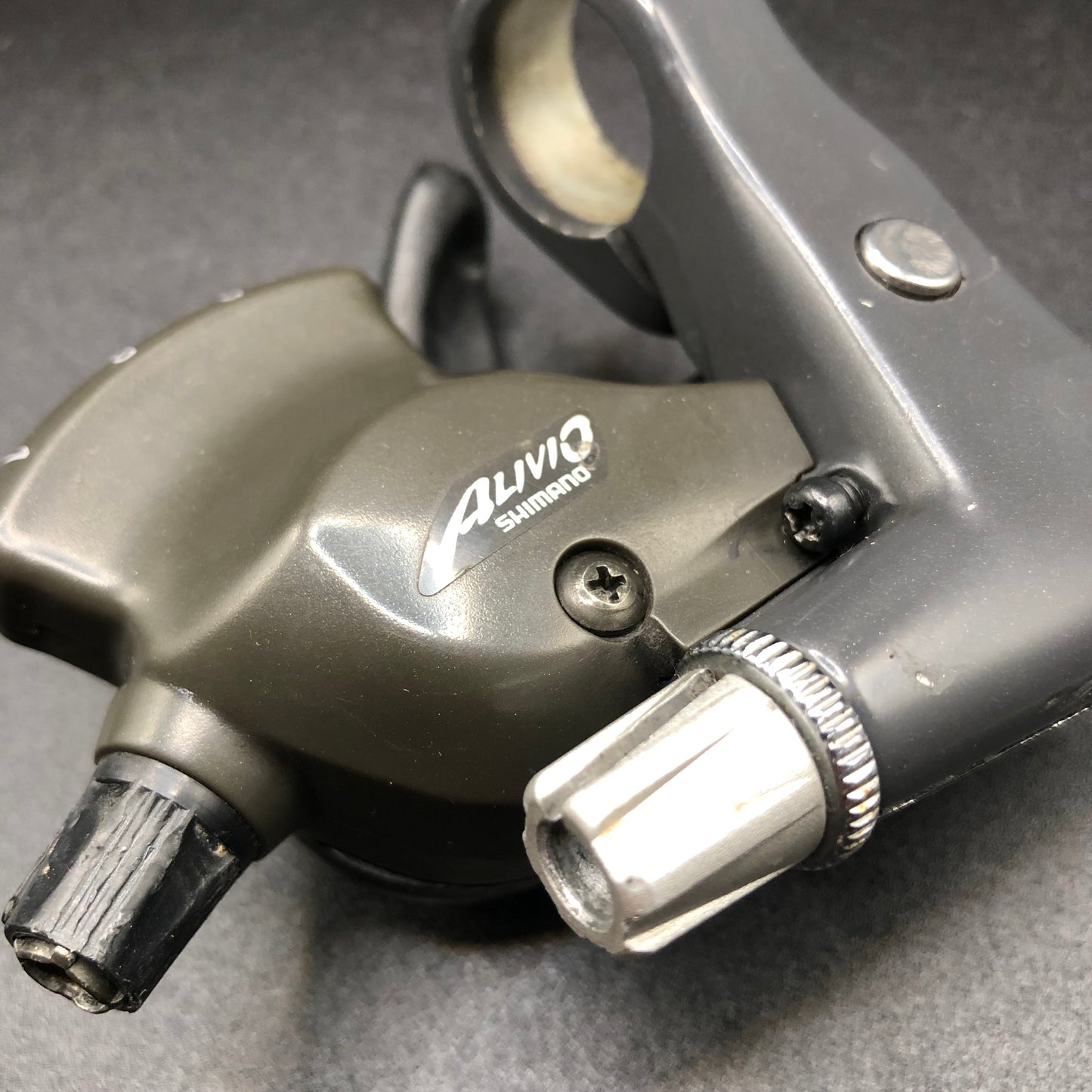 Comandi MTB Shimano Alivio 7v ST-MC12. 1994
