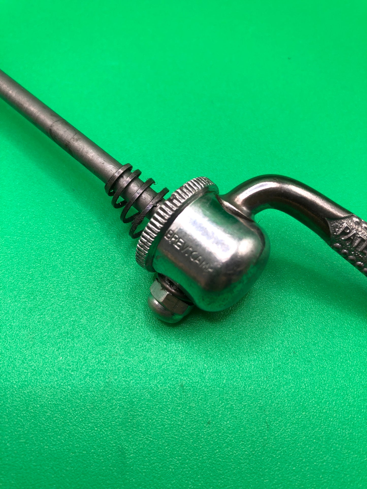 Sgancio rapido anteriore Campagnolo Record / Gran Sport. "C" aperta.