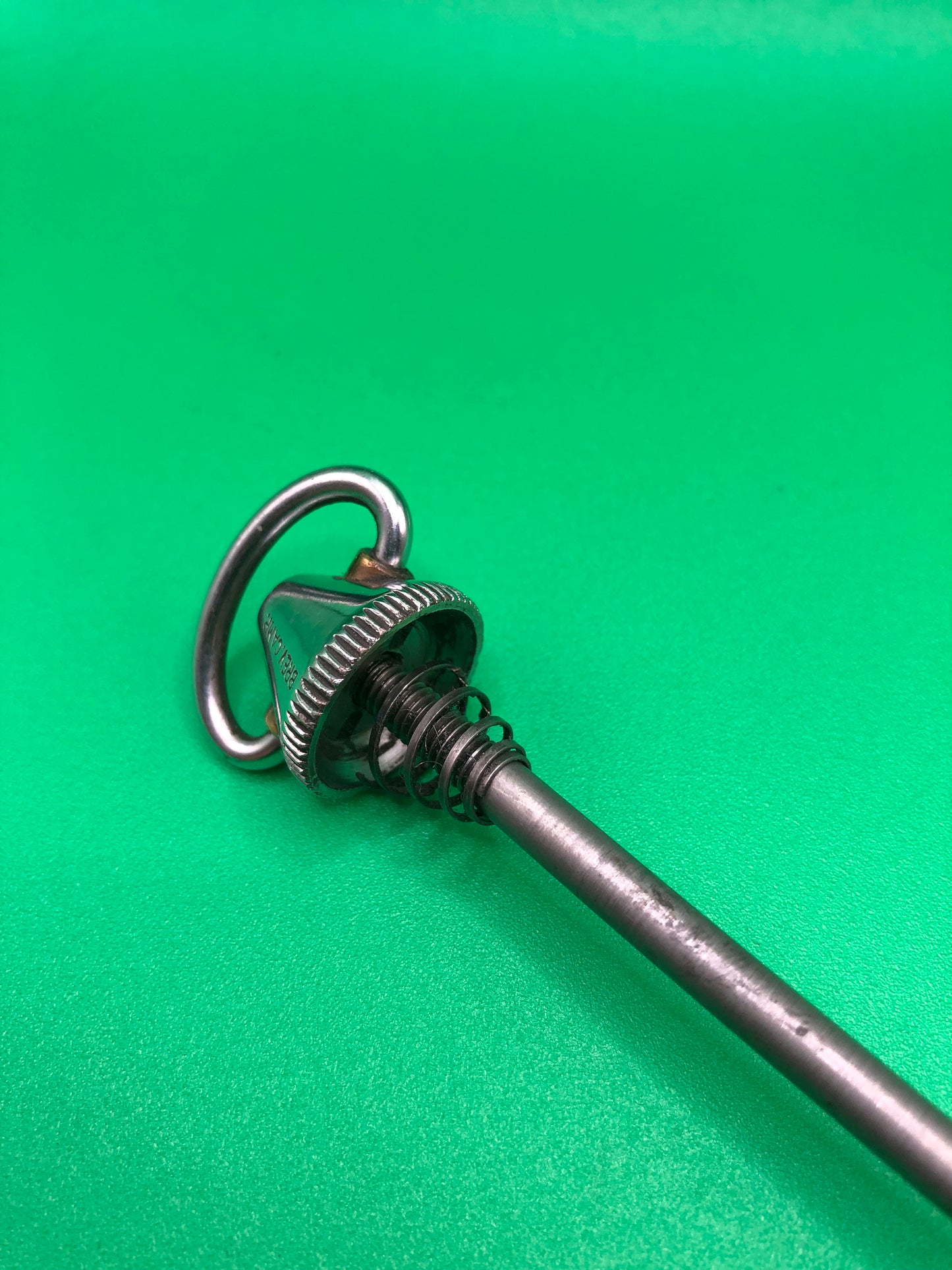 Sgancio rapido anteriore Campagnolo Record / Gran Sport. "C" aperta.