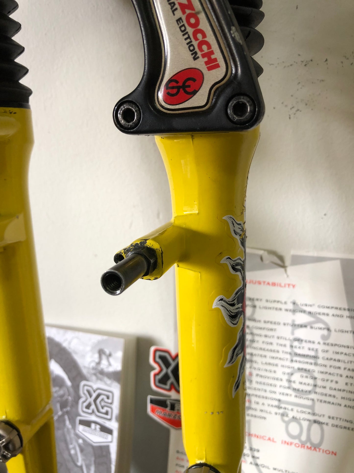Forcella Marzocchi XCR 26" Special Edition, 1995.