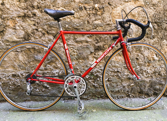 Bicicletta corsa Bianchi Rekord 841 del 1984. Taglia 51.