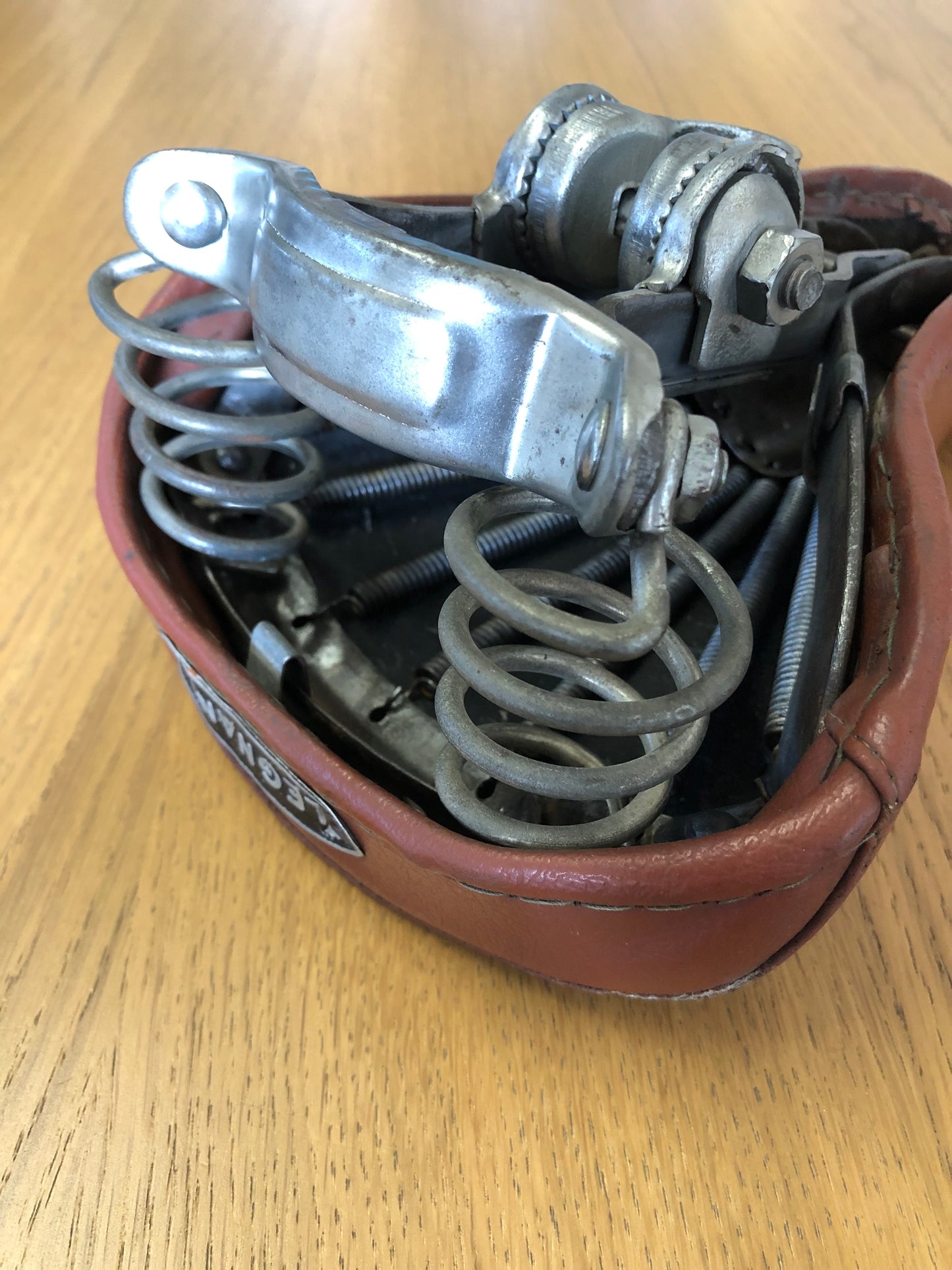 Sella Legnano vintage.
