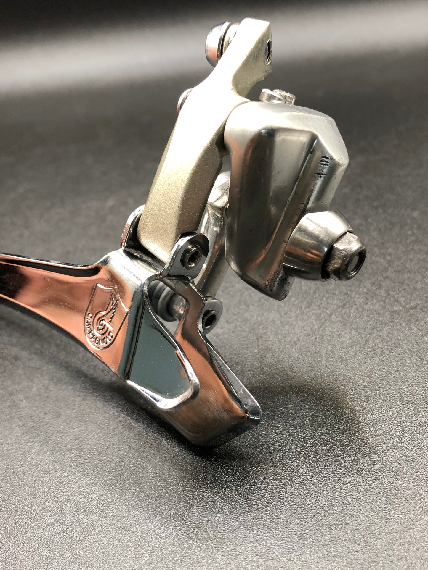 Deragliatore Campagnolo Veloce Athena 8v. Per doppia.