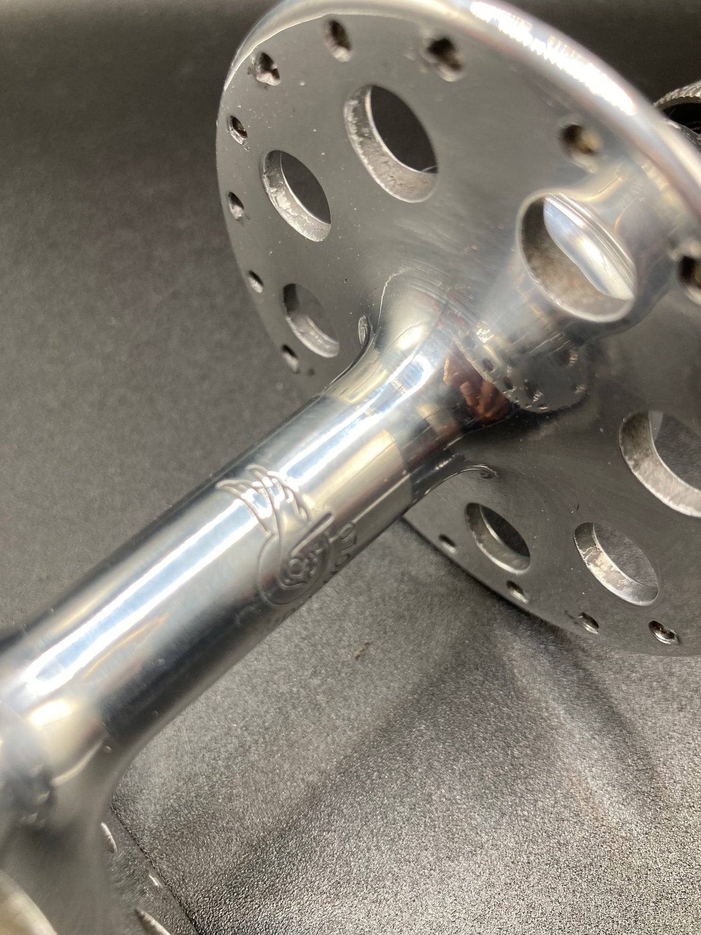 Mozzi Campagnolo "Nuovo Tipo" a flangia grande. 36 fori