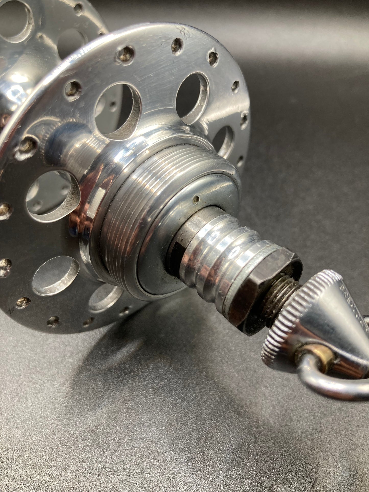Mozzi Campagnolo "Nuovo Tipo" a flangia grande. 36 fori