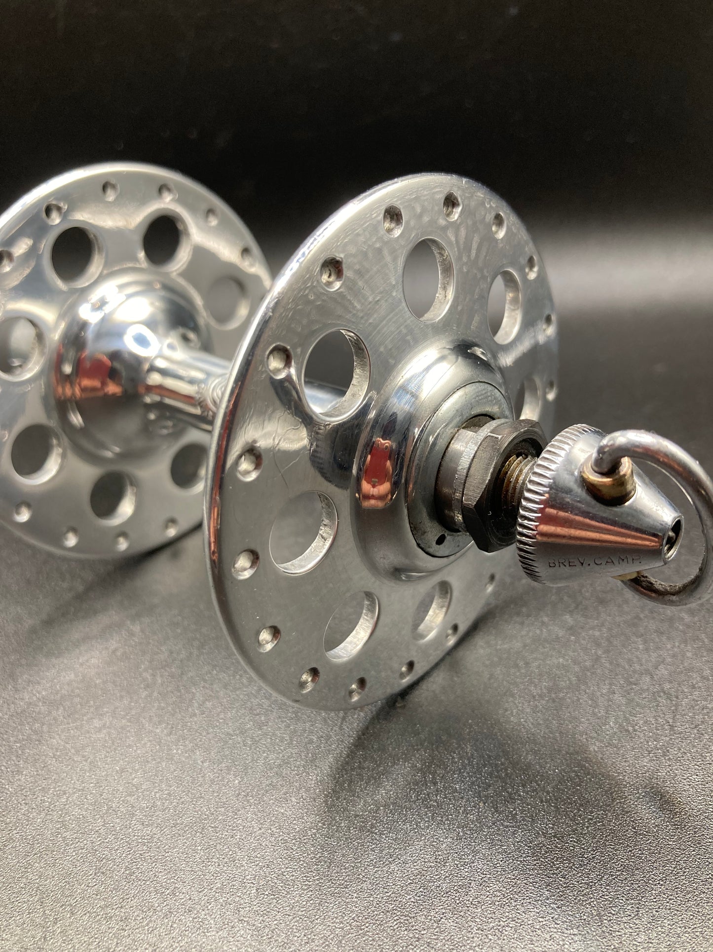 Mozzi Campagnolo "Nuovo Tipo" a flangia grande. 36 fori