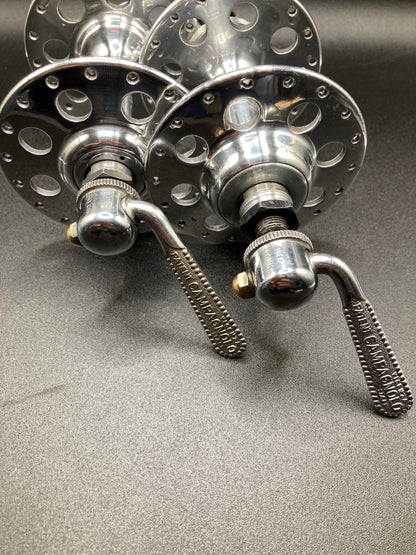 Mozzi Campagnolo "Nuovo Tipo" a flangia grande. 36 fori