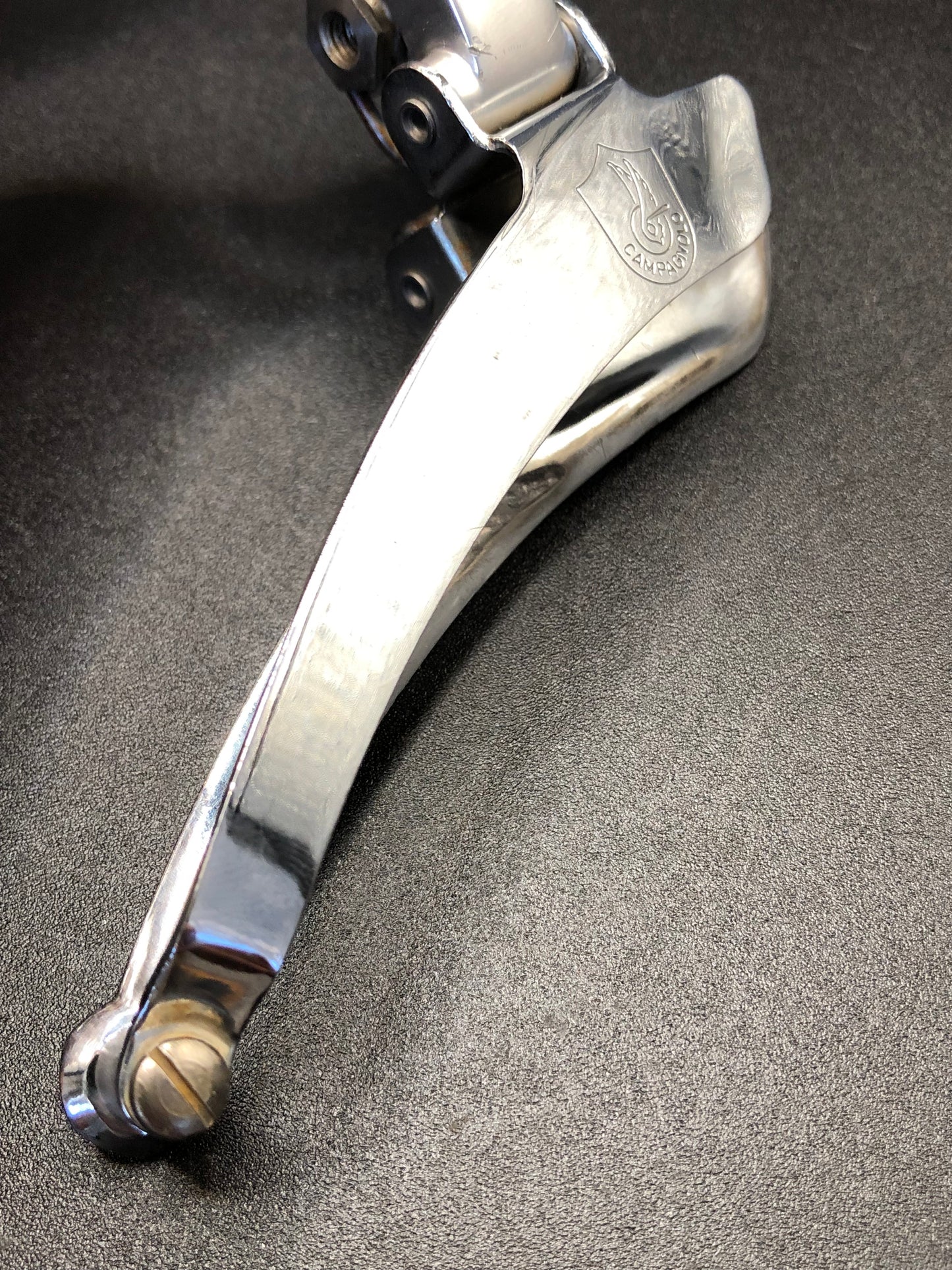 Deragliatore anteriore Campagnolo Record 8v. A saldare.