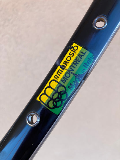 Cerchio bici corsa Ambrosio Montreal nero, per tubolare. 32 fori, 700c.