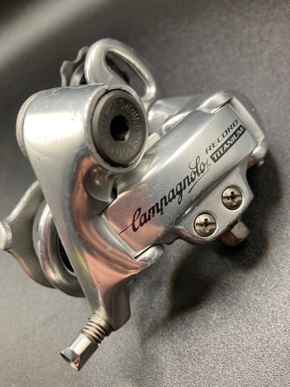 Cambio posteriore Campagnolo Record Titanium 8s. RD-08RE