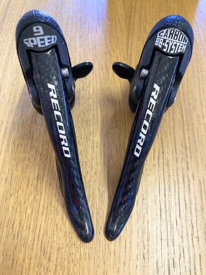 Comandi Ergopower Campagnolo Record Ti 9s Carbon BB-System.