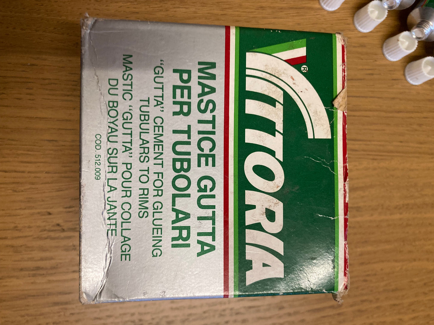 Stock 7 tubetti mastice Gutta Vittoria. 1988. N.O.S.