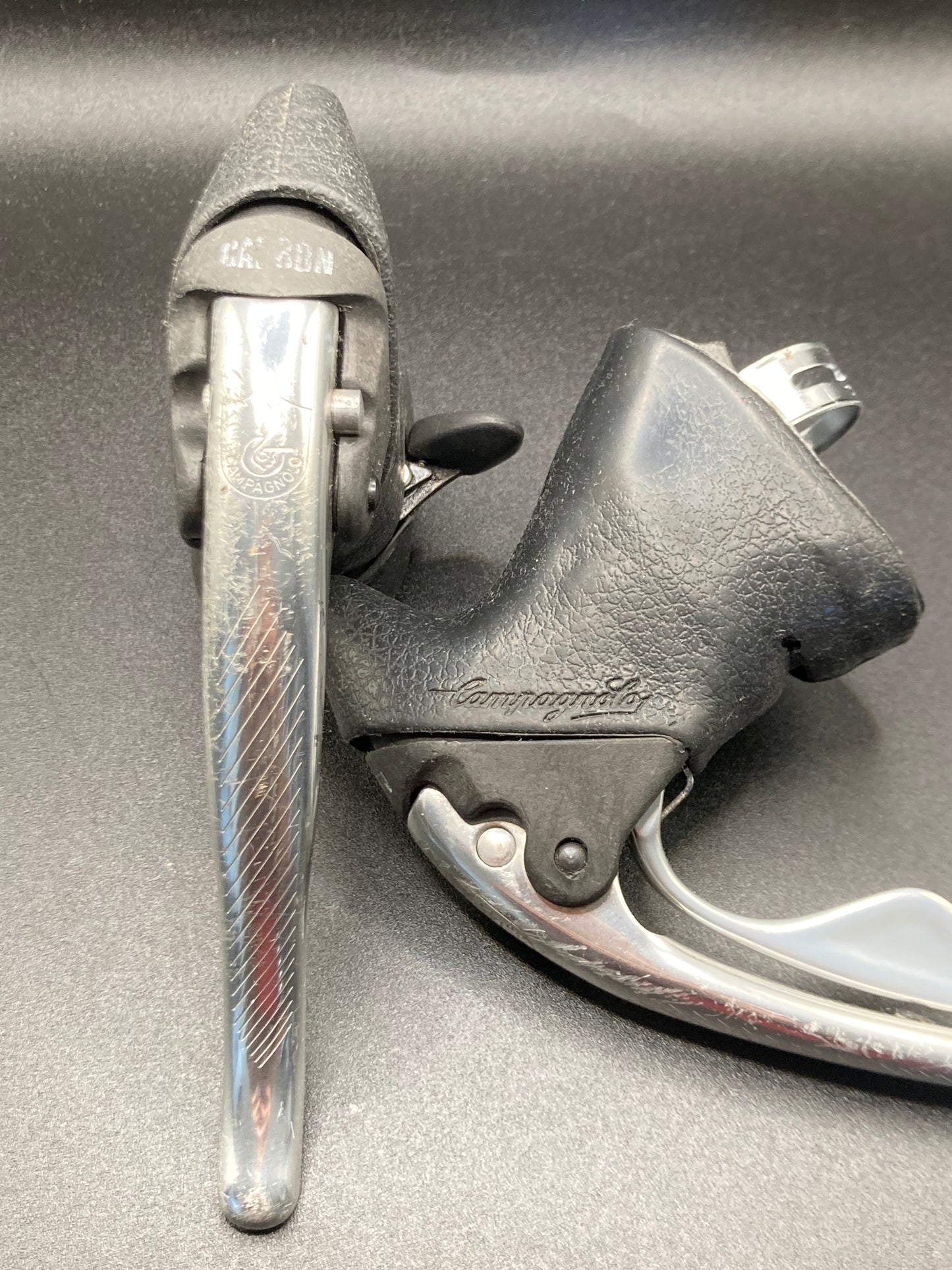 Comandi Ergopower Campagnolo Record Carbon 8v. EC-22RE