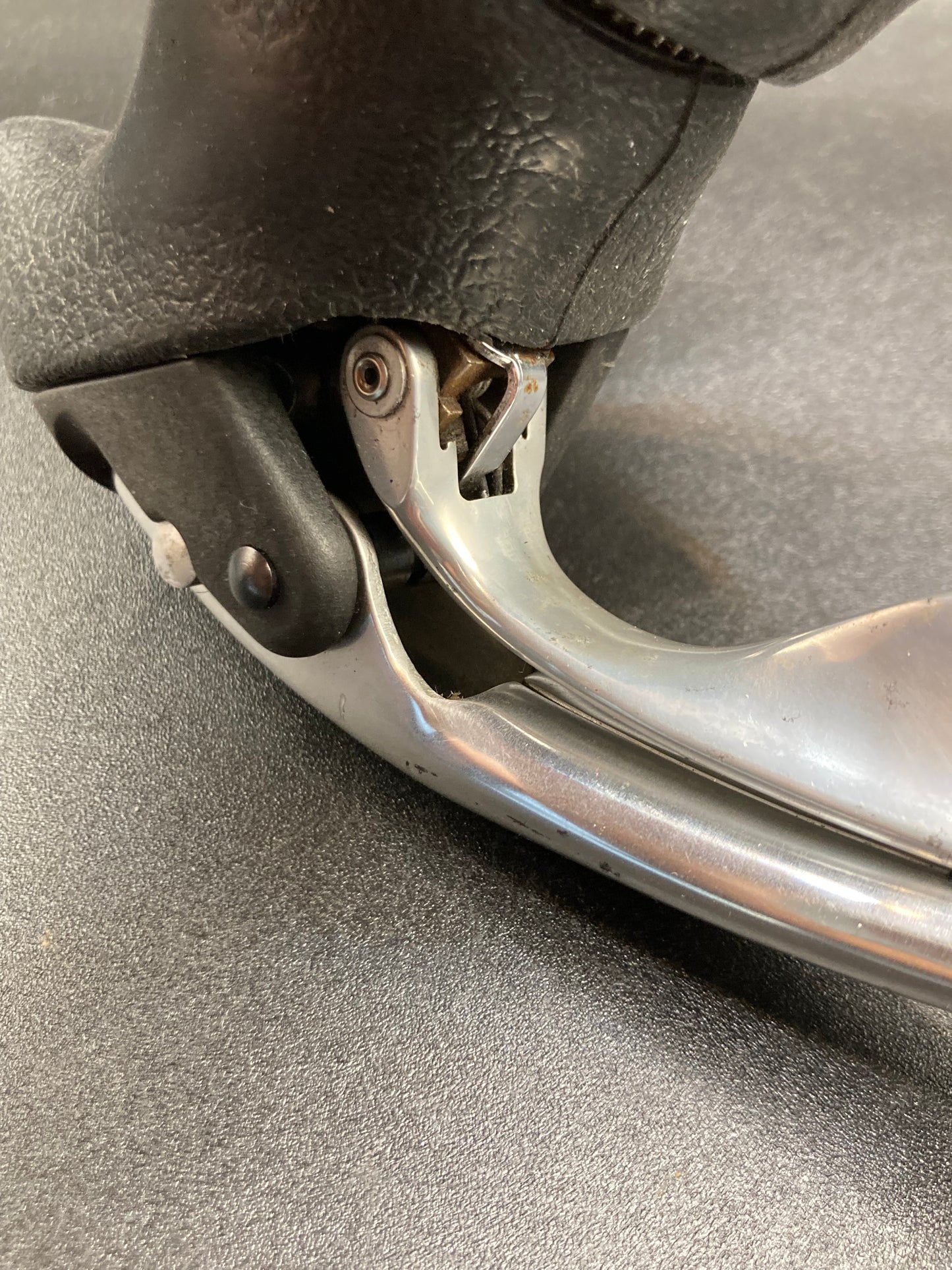 Comandi Ergopower Campagnolo Record Carbon 8v. EC-22RE