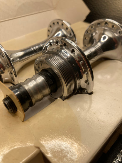 Mozzi Campagnolo Chorus serie 722/101, 36fori. 1988-1991.