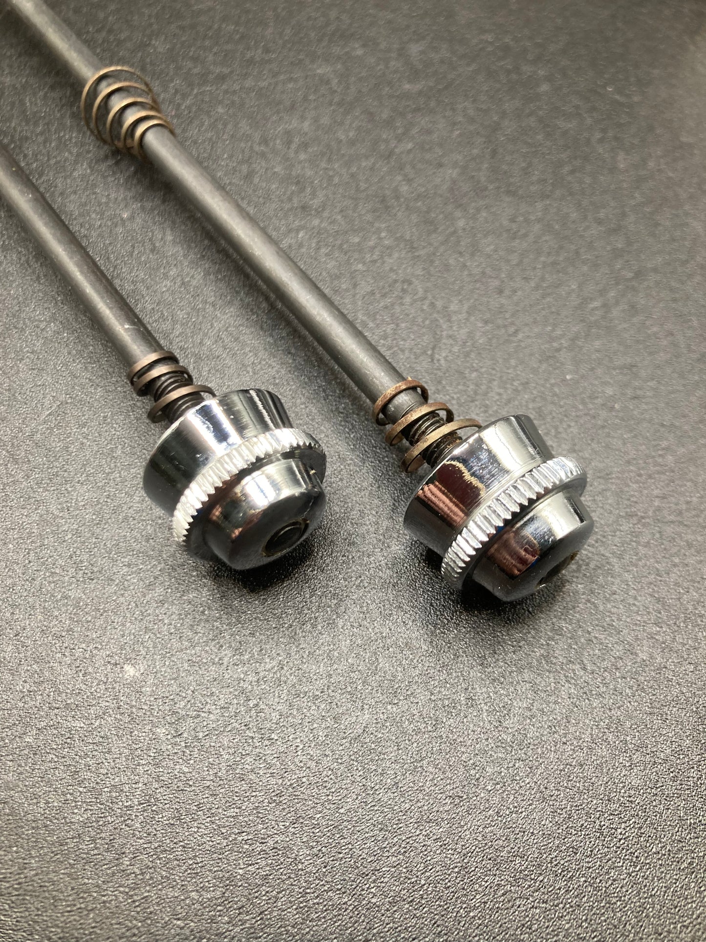 Mozzi Campagnolo Chorus serie 722/101, 36fori. 1988-1991.