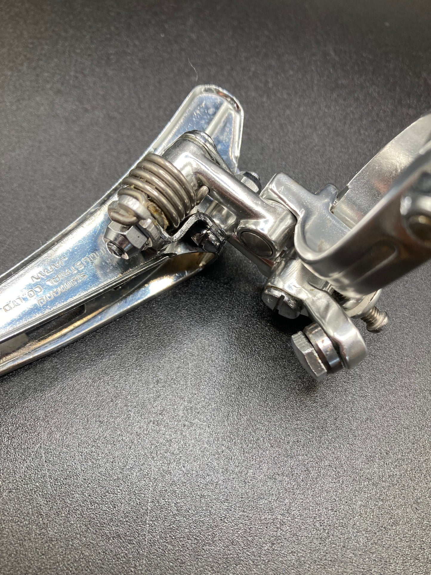 Shimano Dura-Ace front derailleur. Mod. EA100, with band.